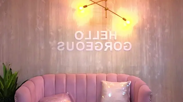 Abril Velvet a  online show from November 8, 2025, 1:42 am