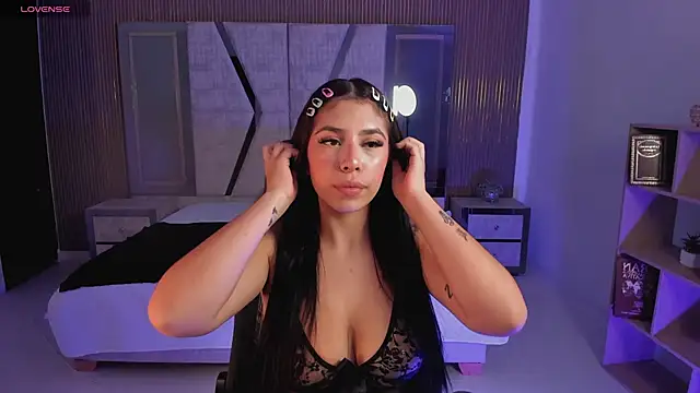 AsiaAndZoe online show from October 16, 2025, 1:08 pm