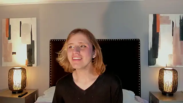 seraphine star online show from April 18, 2026, 12:24 am