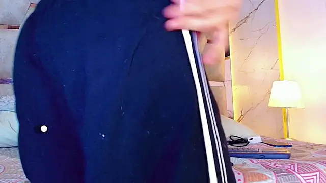 alessandro musk online show from July 10, 2026, 4:56 am