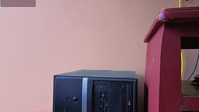 enormous c0ckk online show from October 23, 2025, 4:16 pm