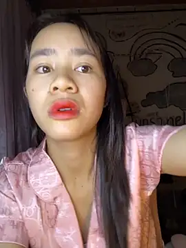 TiNa 04 online show from November 9, 2025, 1:59 pm