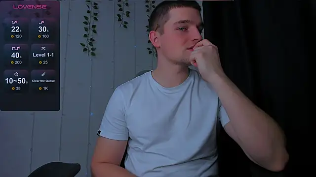 Your Claddagh online show from December 13, 2025, 9:54 pm