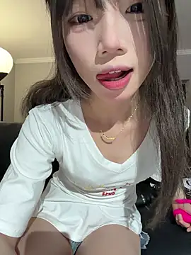 Snapshot of Yiyi-707 chatting on March 21, 2026, 10:20 am Yiyi-707 online show from March 21, 2026, 10:20 am