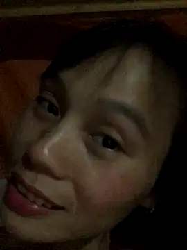 QuingLin online show from October 3, 2025, 1:34 pm
