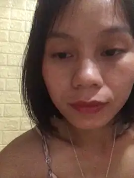 QuingLin online show from September 18, 2025, 5:43 am