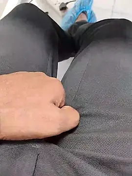 themasklover online show from February 28, 2026, 7:52 am