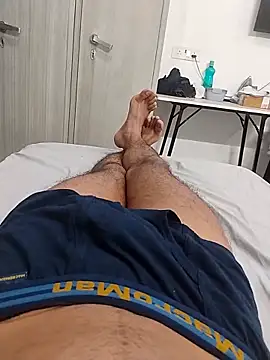 themasklover online show from March 31, 2026, 9:22 am