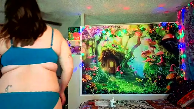 Snapshot of Princess__Kitty__ chatting on October 21, 2025, 8:08 pm Princess Kitty online show from October 21, 2025, 8:08 pm