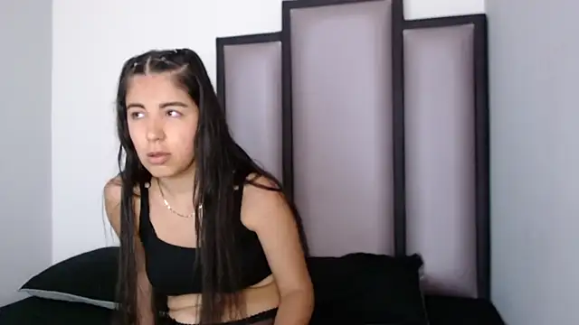 Lucy-23 online show from October 22, 2025, 4:45 am