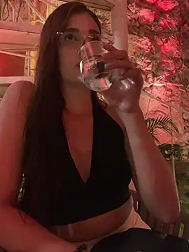 Snapshot of samaantha_lux chatting on February 27, 2026, 1:50 am samaantha lux online show from February 27, 2026, 1:50 am