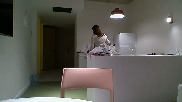 Snapshot of ALICAINWONDERLAND chatting on October 17, 2025, 5:59 pm ALICAINWONDERLAND online show from October 17, 2025, 5:59 pm