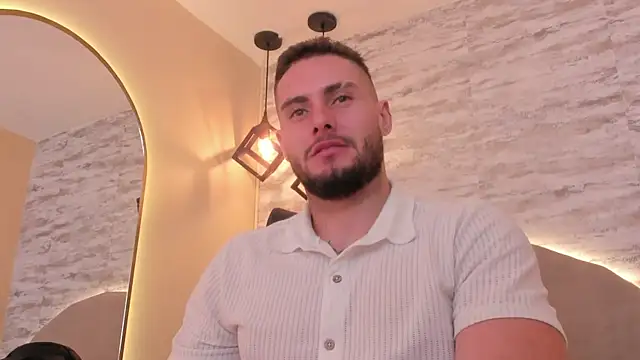 Snapshot of dominic_de_luca chatting on July 21, 2026, 11:33 am dominic de luca online show from July 21, 2026, 11:33 am