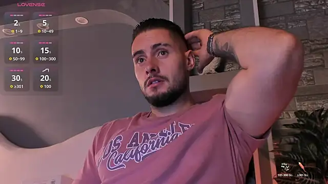 Snapshot of dominic_de_luca chatting on June 9, 2026, 2:12 am dominic de luca online show from June 9, 2026, 2:12 am