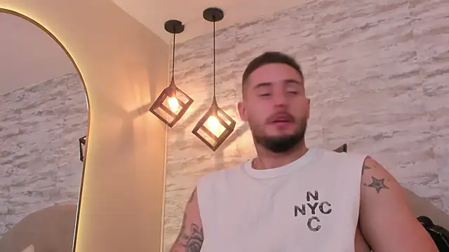 Snapshot of dominic_de_luca chatting on June 25, 2026, 11:04 am dominic de luca online show from June 25, 2026, 11:04 am
