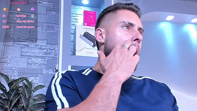 dominic de luca online show from April 3, 2026, 2:18 am