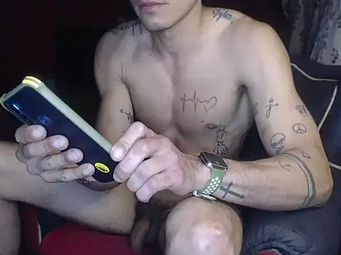 Jffer sLHom online show from November 2, 2025, 3:33 am