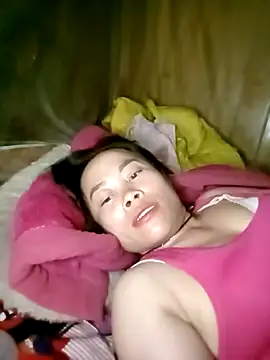 Snapshot of CoMay003 chatting on March 8, 2026, 2:48 am CoMay003 online show from March 8, 2026, 2:48 am