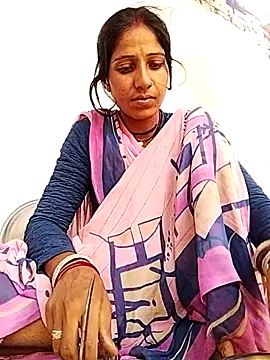 MISS-KAYA online show from April 24, 2026, 2:35 am