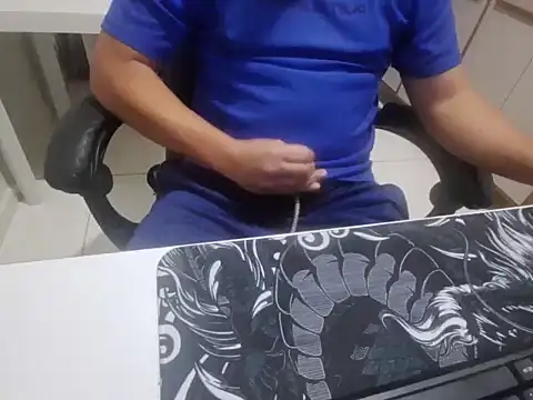 Carloskasado online show from March 23, 2026, 10:42 pm