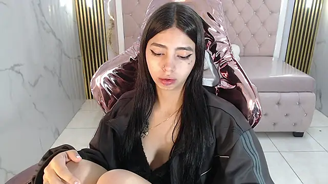 Snapshot of alehp_rose_s chatting on January 14, 2026, 1:04 pm alehp rose s online show from January 14, 2026, 1:04 pm