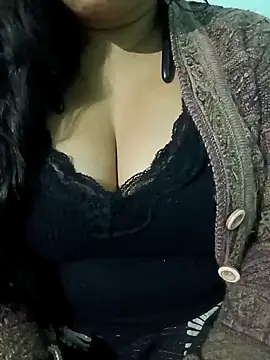 Snapshot of Anjali-bhabhi chatting on February 4, 2026, 7:53 pm Anjali-bhabhi online show from February 4, 2026, 7:53 pm