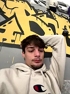 Snapshot of purplecristian chatting on October 9, 2025, 12:49 pm purplecristian online show from October 9, 2025, 12:49 pm