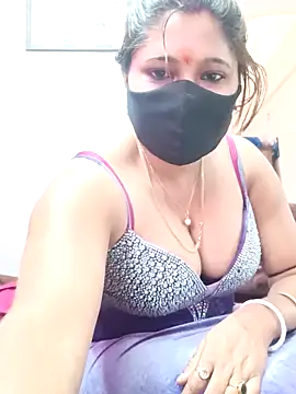 Snapshot of misspriya03 chatting on January 6, 2026, 5:55 am misspriya03 online show from January 6, 2026, 5:55 am