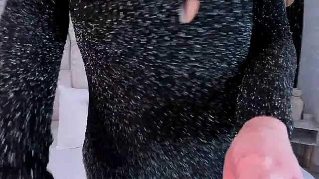 Laura Ivy online show from November 13, 2025, 12:42 pm