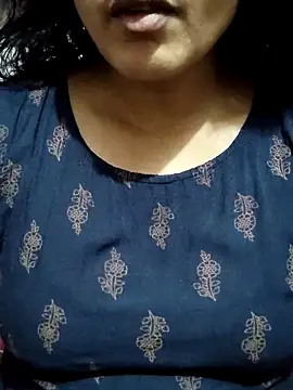 spicysuhana online show from June 3, 2026, 1:39 am