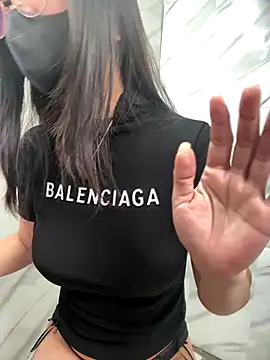 Voyerra g online show from November 30, 2025, 3:29 am