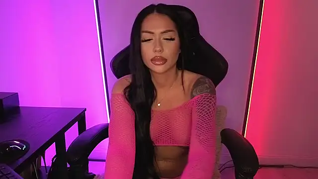 alisonrouge online show from January 13, 2026, 8:13 pm