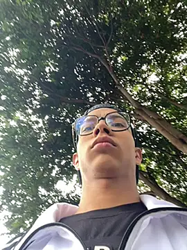 diegoand0911 online show from July 23, 2026, 4:03 pm