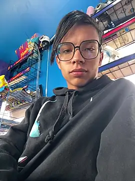 diegoand0911 online show from March 31, 2026, 1:46 pm