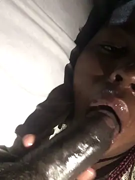 ffinegirl online show from October 30, 2025, 8:17 pm