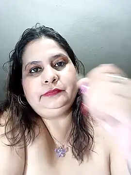 Ayma1983 online show from March 13, 2026, 7:02 am