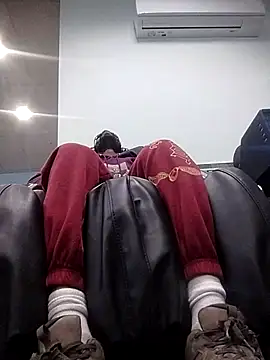 Snapshot of 77daddydick chatting on November 7, 2025, 1:26 pm 77daddydick online show from November 7, 2025, 1:26 pm