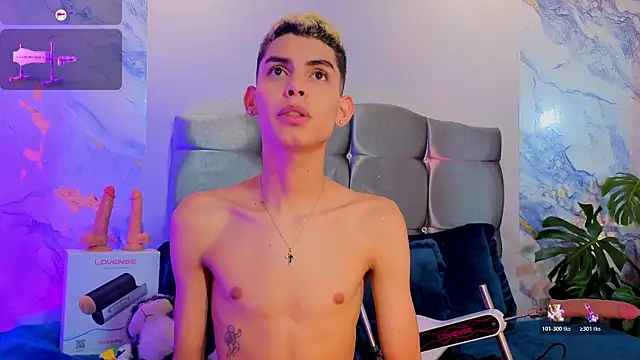 Room 69x online show from March 27, 2026, 8:21 pm