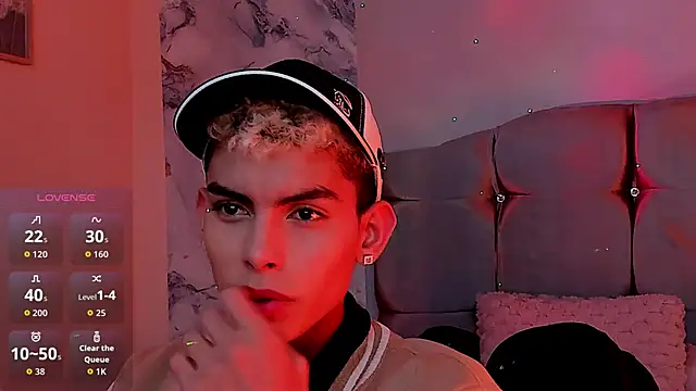 Room 69x online show from February 1, 2026, 3:38 am