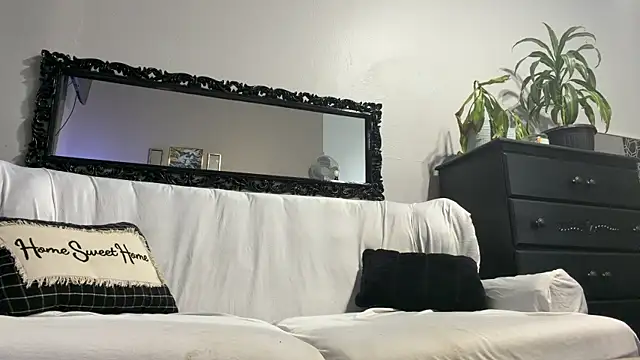 Pussyismyfavoritetaste online show from April 25, 2026, 7:00 pm