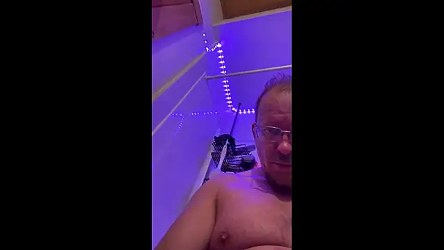 Pussyismyfavoritetaste online show from March 12, 2026, 11:31 pm