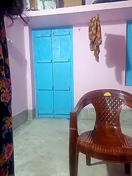 Cute-Swewty online show from October 7, 2025, 2:40 pm