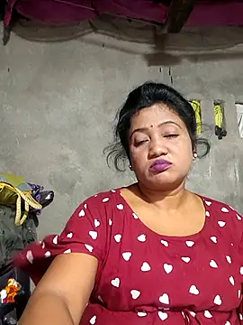 Cute-Swewty online show from September 13, 2025, 1:00 pm