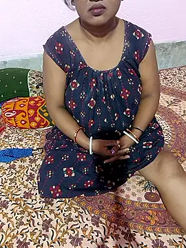 Cute-Swewty online show from October 1, 2025, 1:37 pm