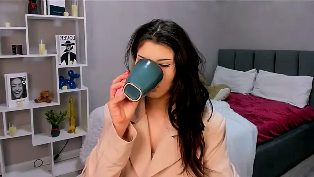 Snapshot of AnoraDark chatting on February 8, 2026, 3:43 pm AnoraDark online show from February 8, 2026, 3:43 pm