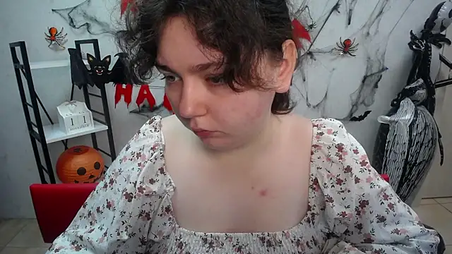 NeonilaLisova online show from November 11, 2025, 12:00 pm