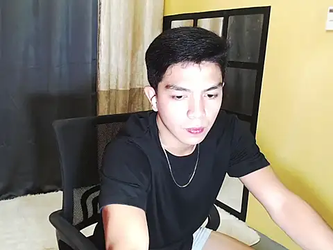 Hunky paul online show from February 7, 2026, 5:43 pm