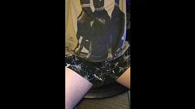 MinhTuan2002 online show from December 20, 2025, 5:16 pm