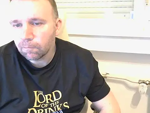 Snapshot of kristianss08 chatting on February 28, 2026, 6:29 pm kristianss08 online show from February 28, 2026, 6:29 pm