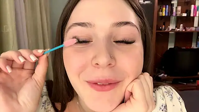 Adel strongwoman online show from February 13, 2026, 7:25 pm